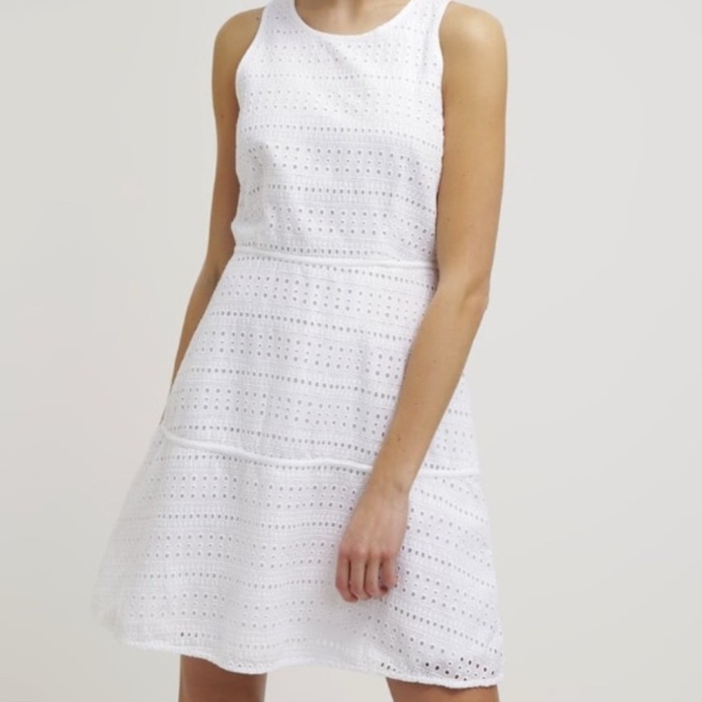 GAP White Eyelet Sleeveless A-Line Dress